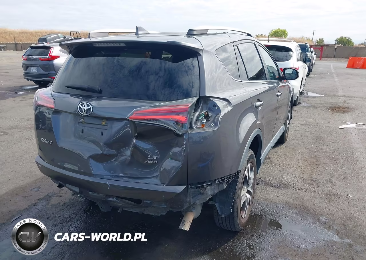 2017 Toyota Rav4 Le VIN:2T3BFREV8HW563658 - 4