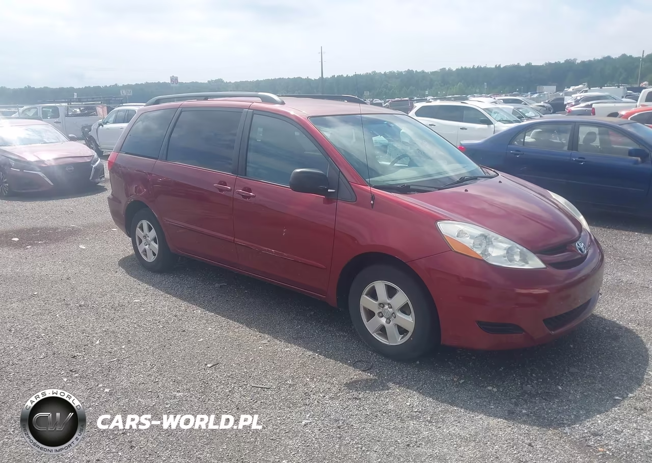 2010 Toyota Sienna Le