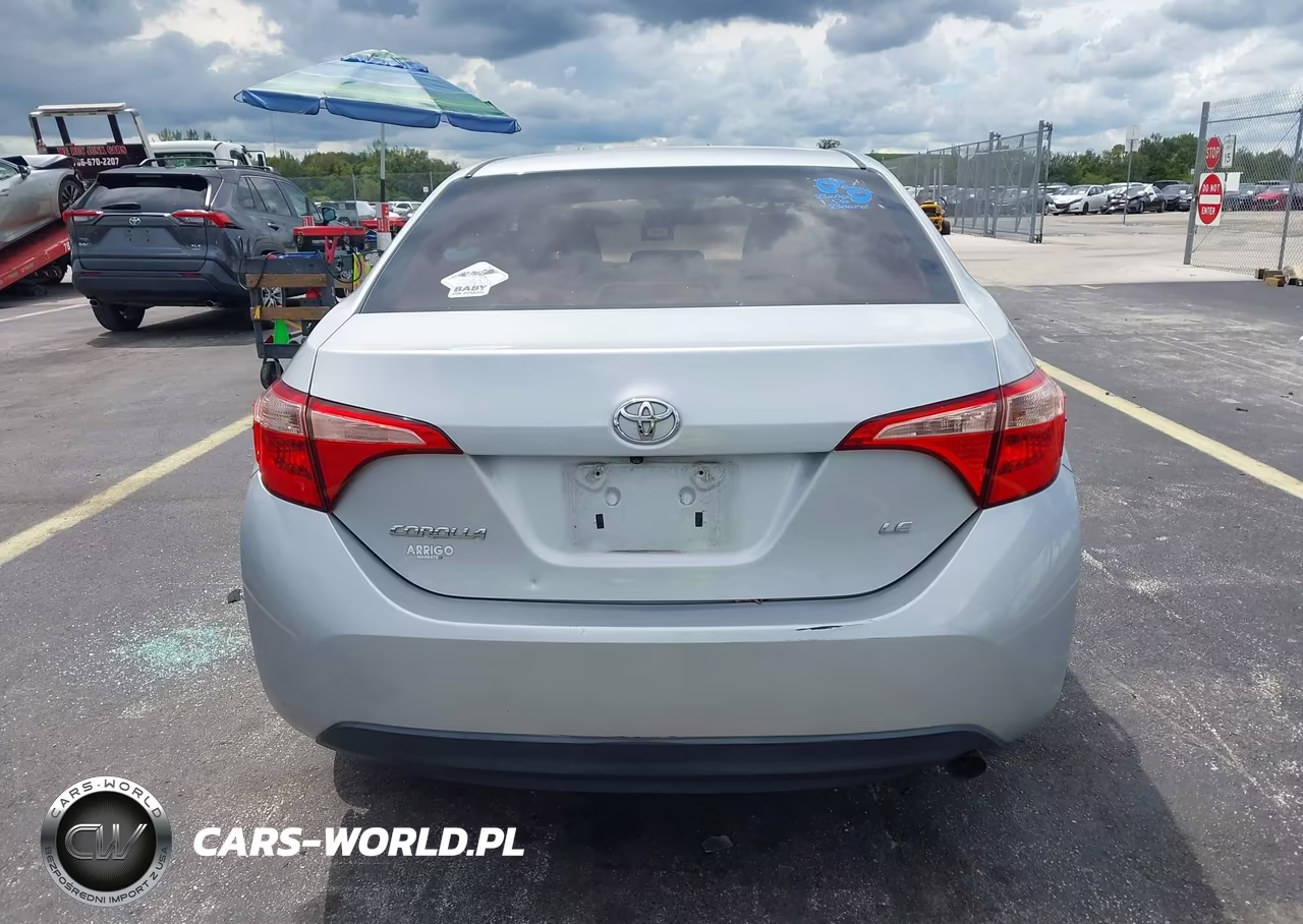2018 Toyota Corolla Le VIN:2T1BURHE9JC115611 - 16