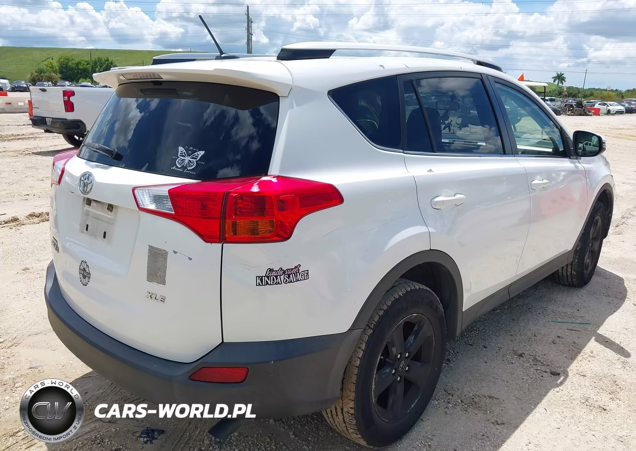 2015 Toyota Rav4 Xle VIN:JTMWFREV3FJ035524 - 4