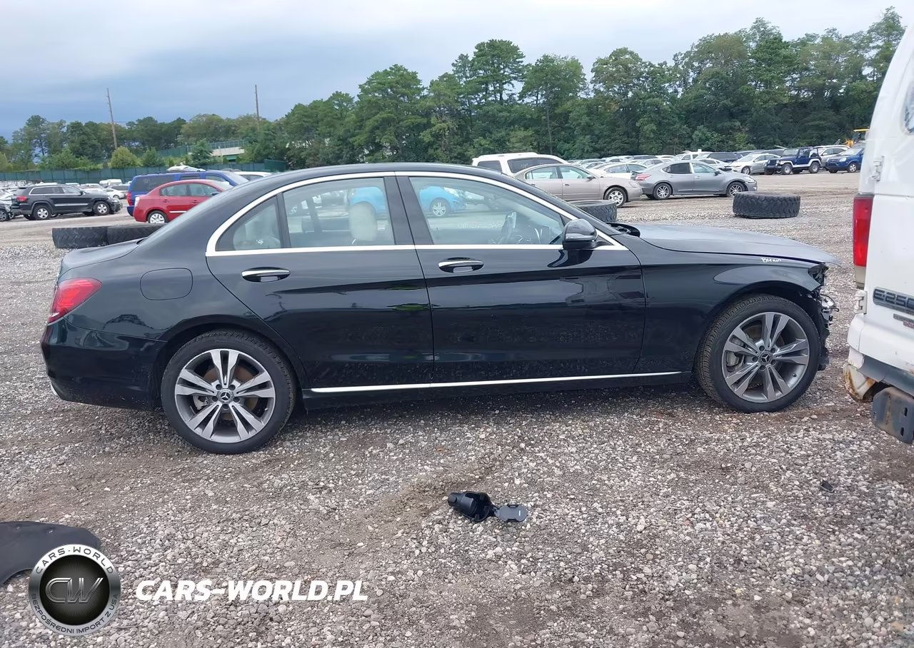 2021 Mercedes-Benz C 300 4Matic VIN:W1KWF8EB0MR650147 - 13