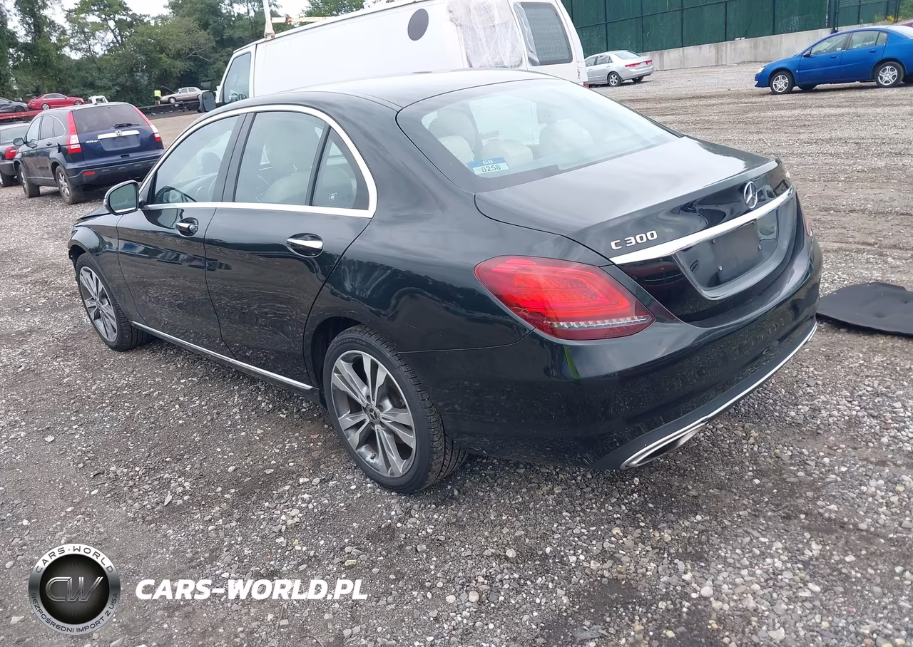 2021 Mercedes-Benz C 300 4Matic VIN:W1KWF8EB0MR650147 - 3
