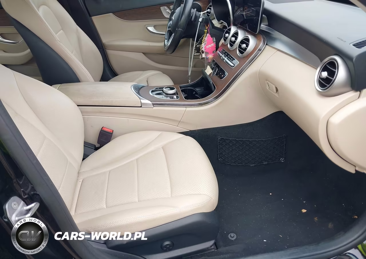 2021 Mercedes-Benz C 300 4Matic VIN:W1KWF8EB0MR650147 - 5