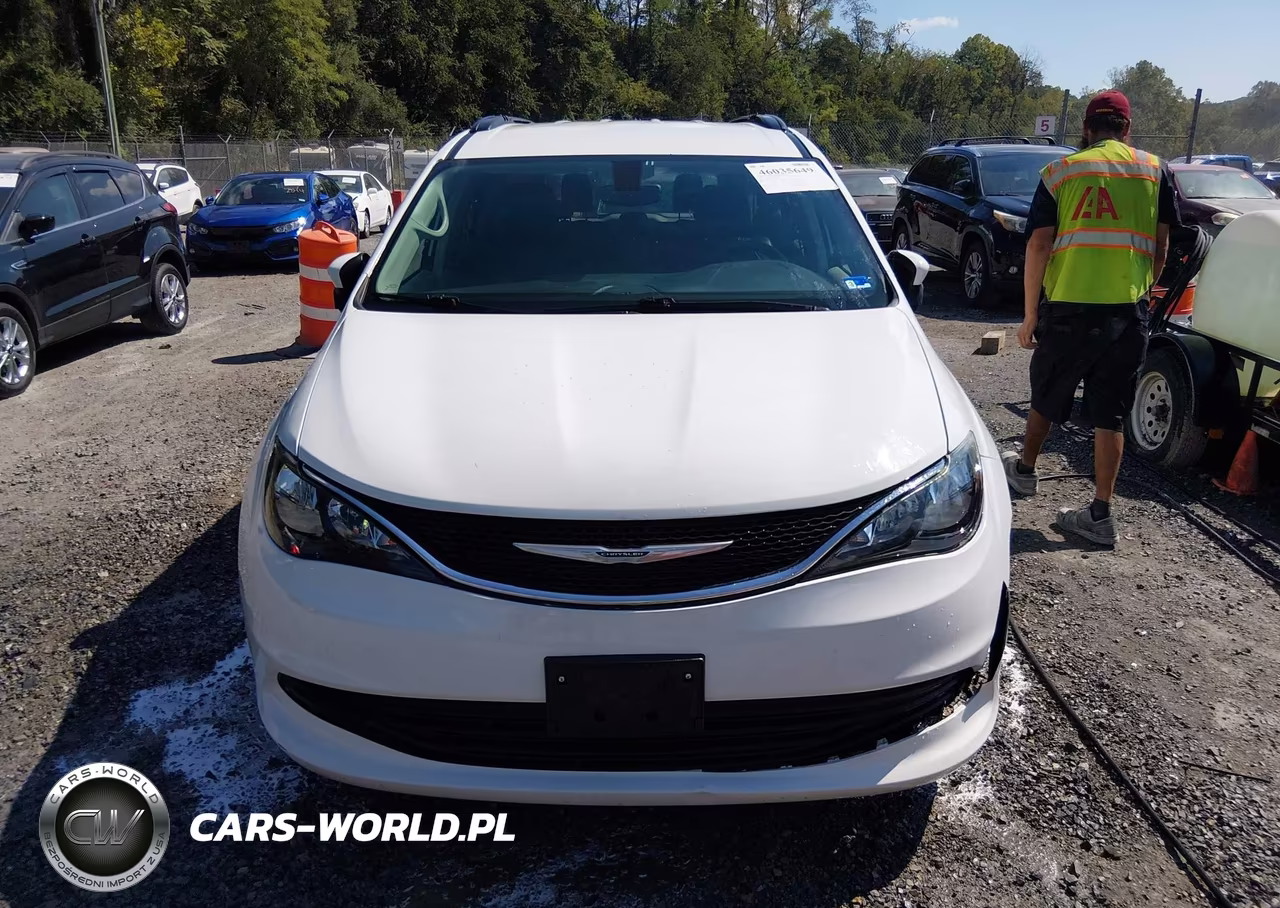 2020 Chrysler Voyager Lxi VIN:2C4RC1DGXLR262646 - 12
