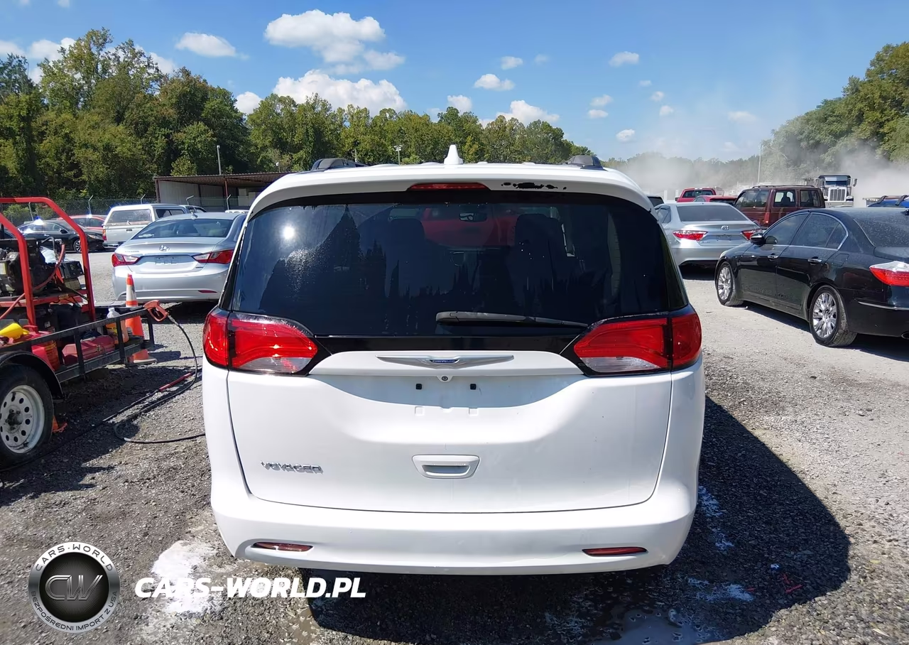 2020 Chrysler Voyager Lxi VIN:2C4RC1DGXLR262646 - 16