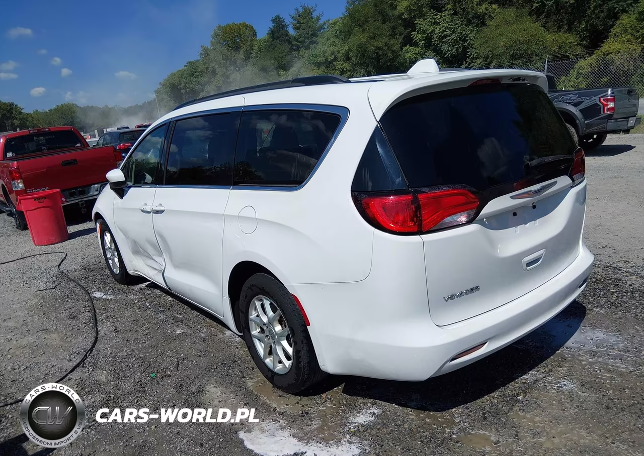 2020 Chrysler Voyager Lxi VIN:2C4RC1DGXLR262646 - 3