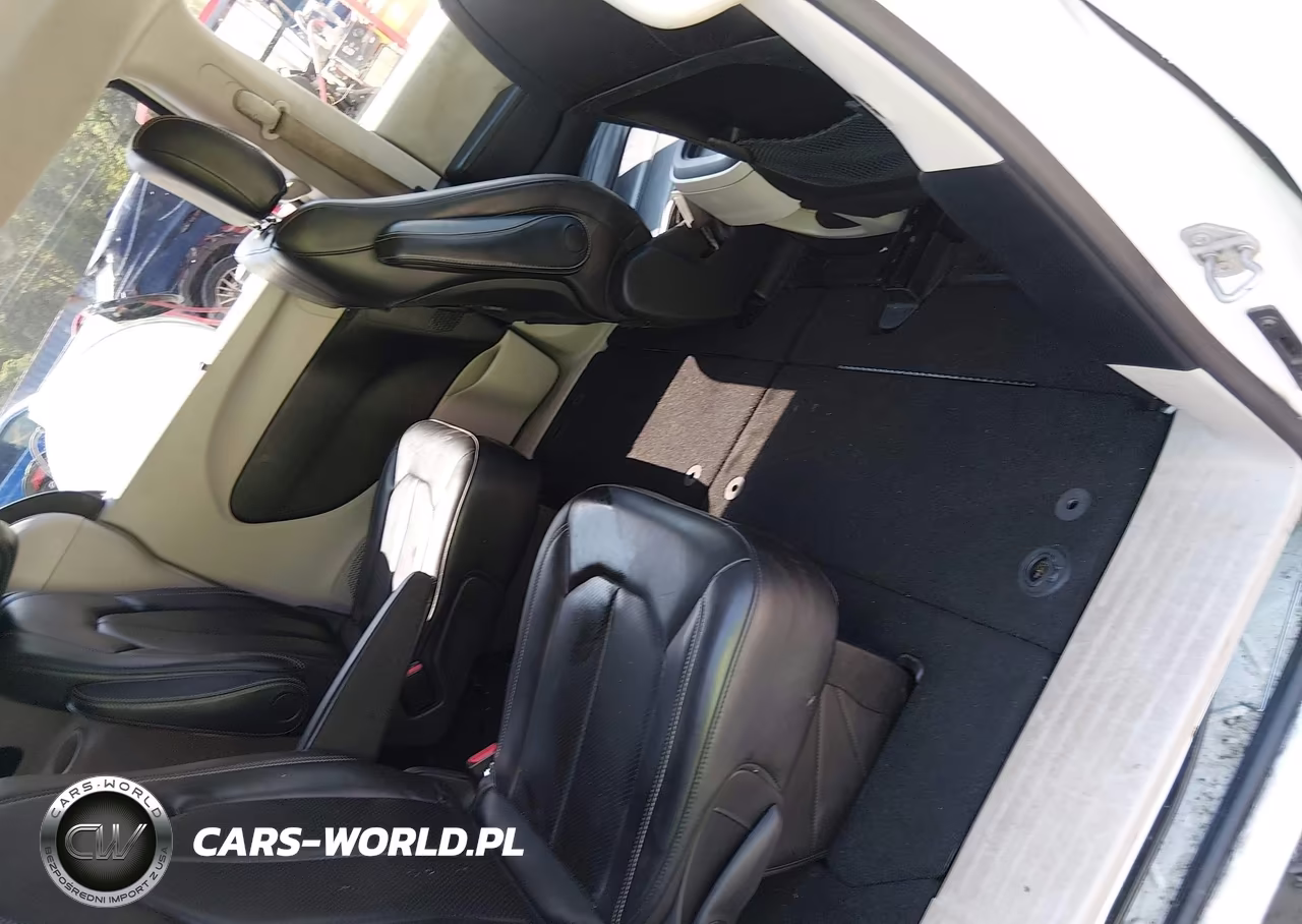 2020 Chrysler Voyager Lxi VIN:2C4RC1DGXLR262646 - 8