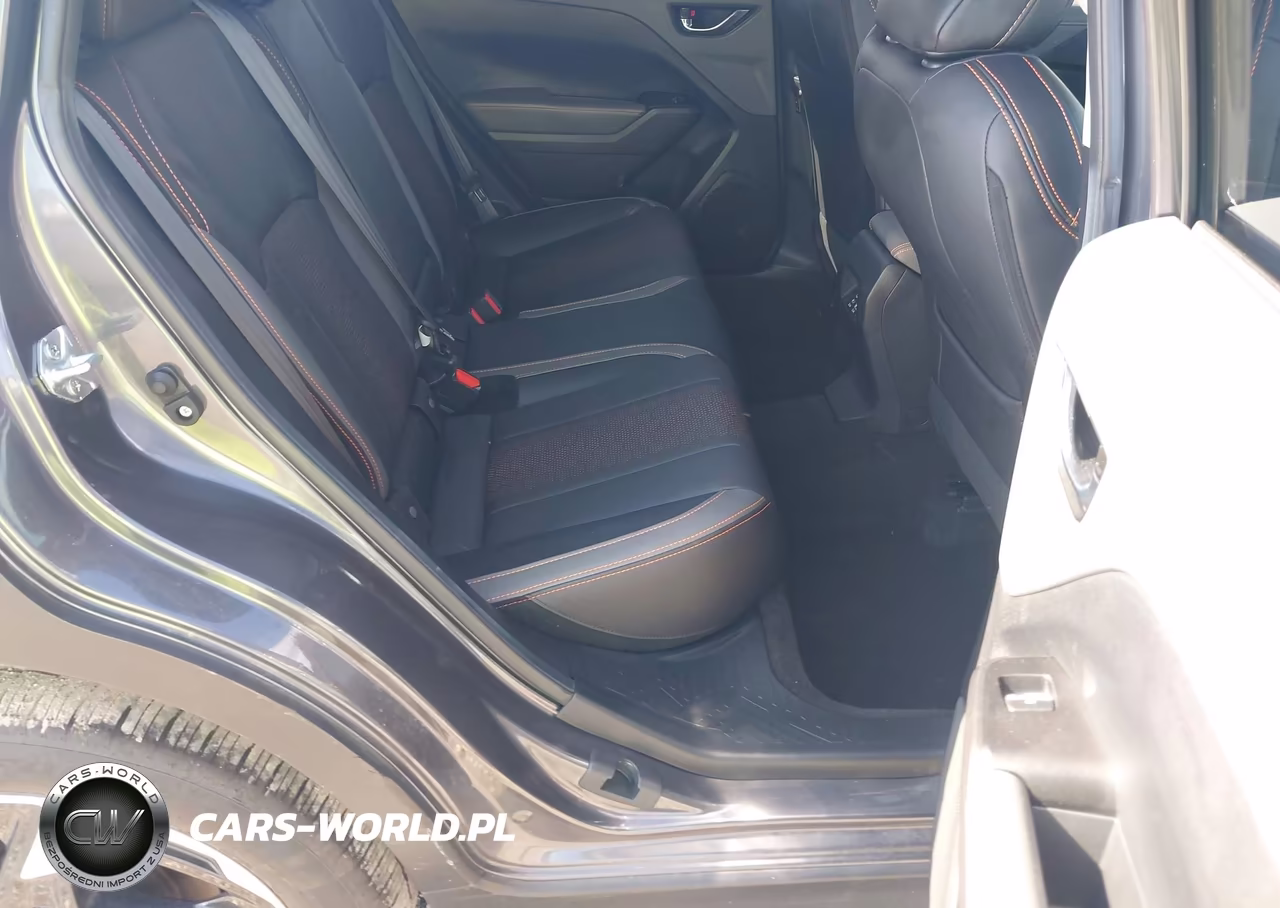 2024 Subaru Crosstrek Limited VIN:4S4GUHM65R3786398 - 8