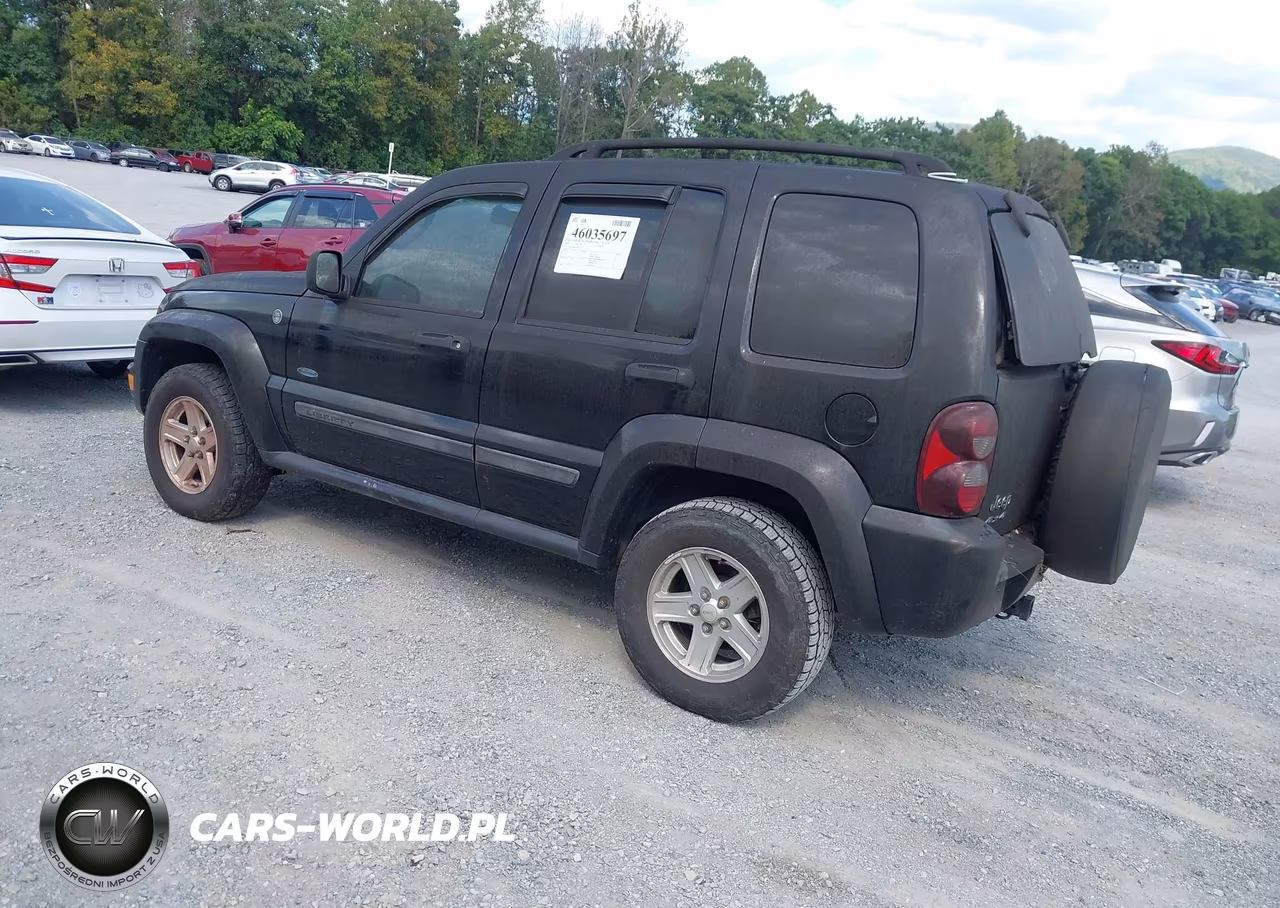 2007 Jeep Liberty Sport VIN:1J4GL48K07W567281 - 3