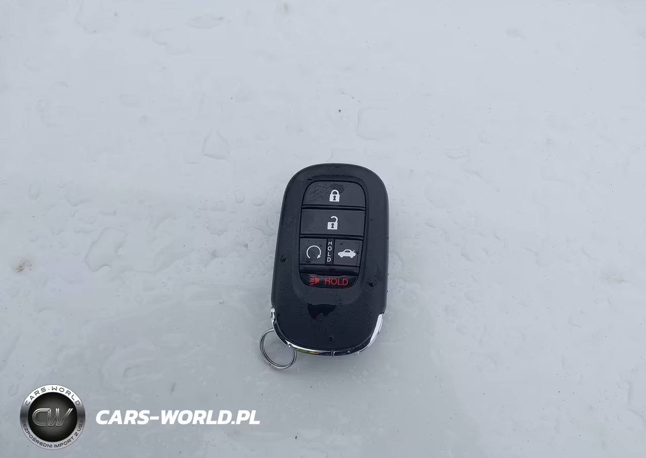 2024 Honda Civic Touring VIN:2HGFE1F91RH317755 - 11