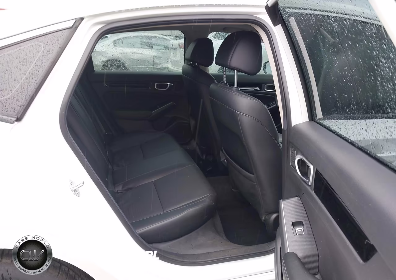 2024 Honda Civic Touring VIN:2HGFE1F91RH317755 - 18