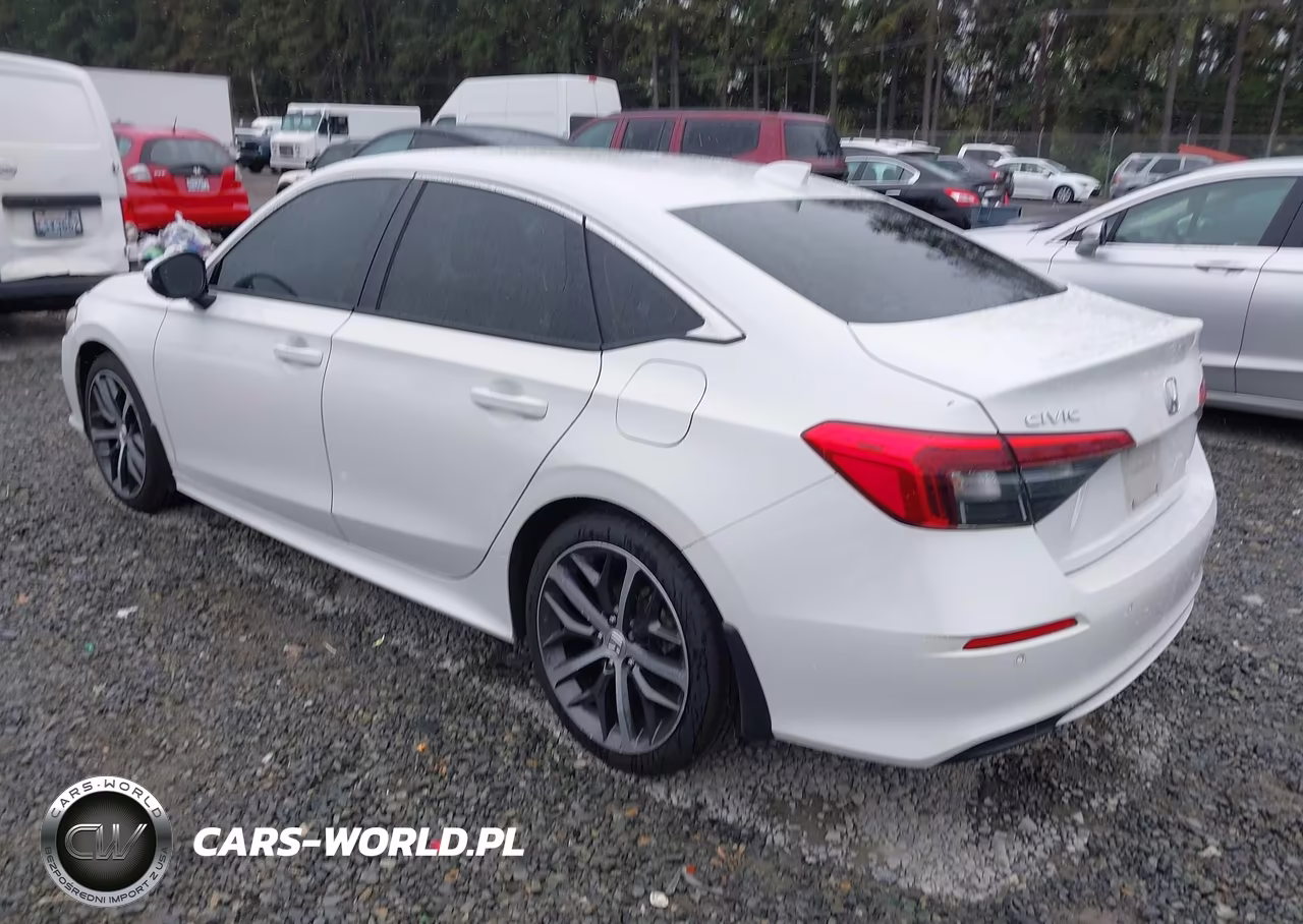2024 Honda Civic Touring VIN:2HGFE1F91RH317755 - 3