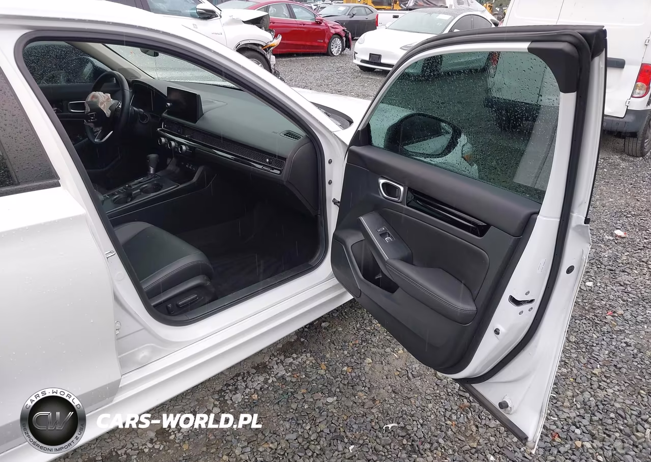 2024 Honda Civic Touring VIN:2HGFE1F91RH317755 - 5