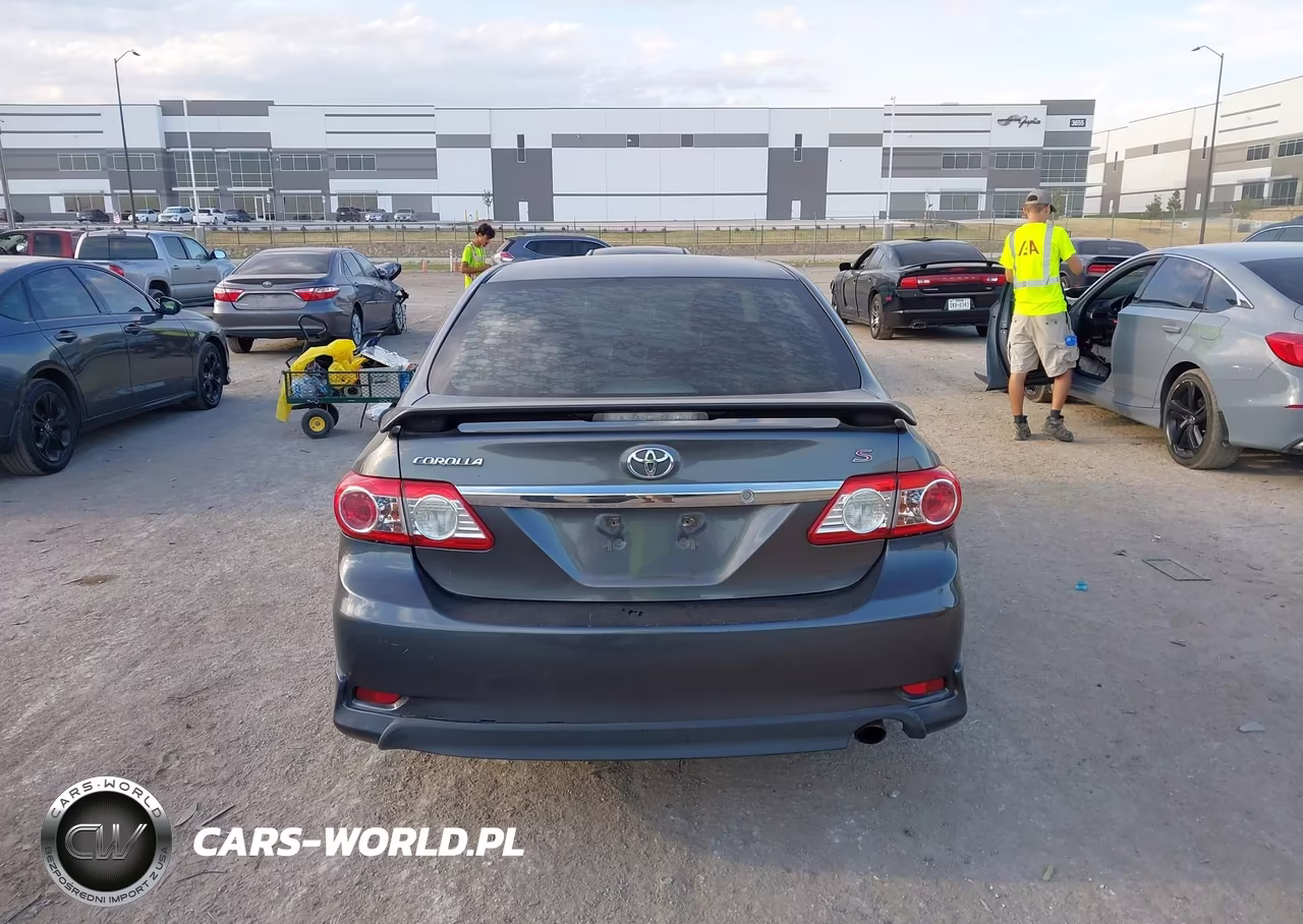 2013 Toyota Corolla S VIN:5YFBU4EE9DP093380 - 16