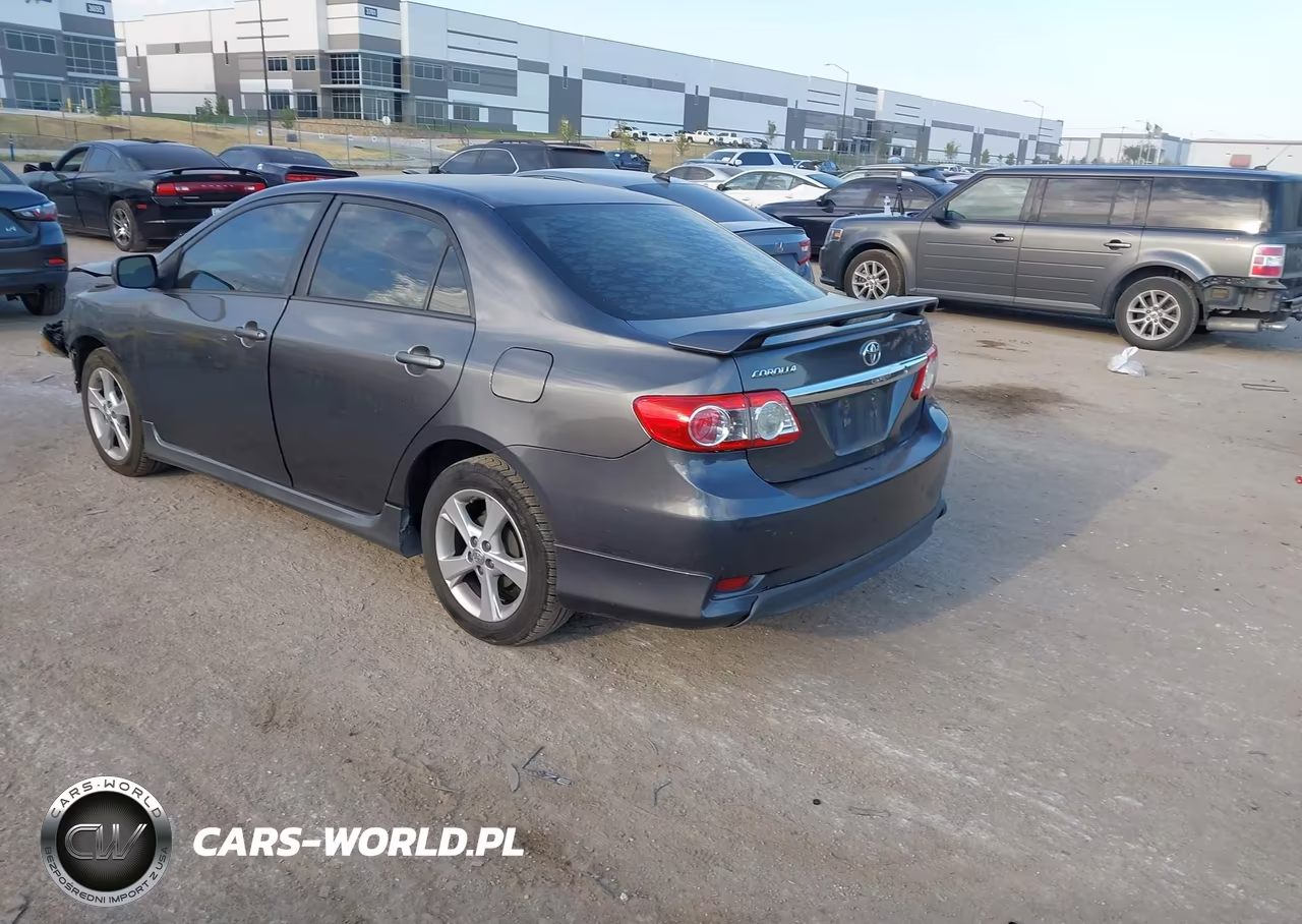 2013 Toyota Corolla S VIN:5YFBU4EE9DP093380 - 3
