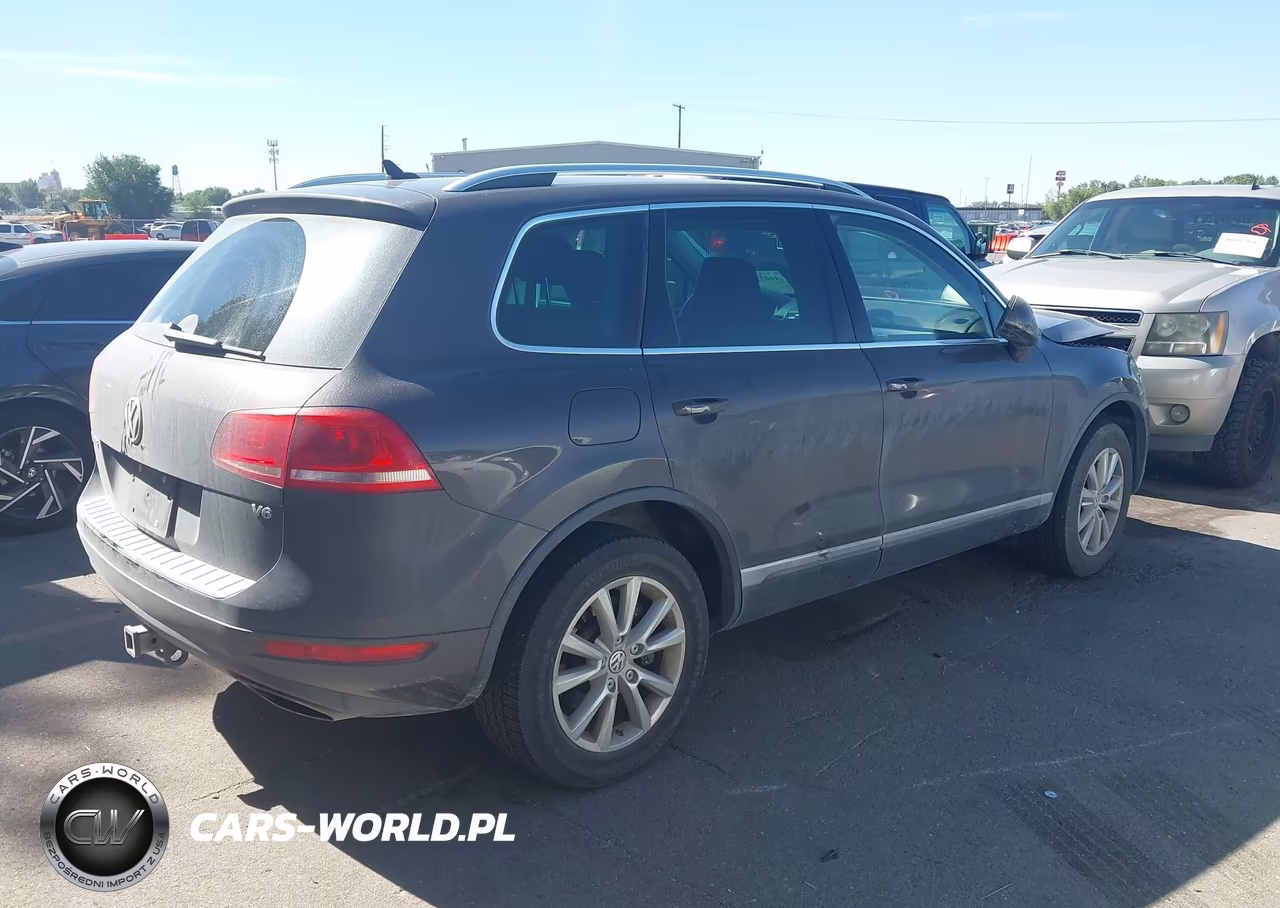 2013 Volkswagen Touareg Vr6 Sport VIN:WVGEF9BP8DD002298 - 4