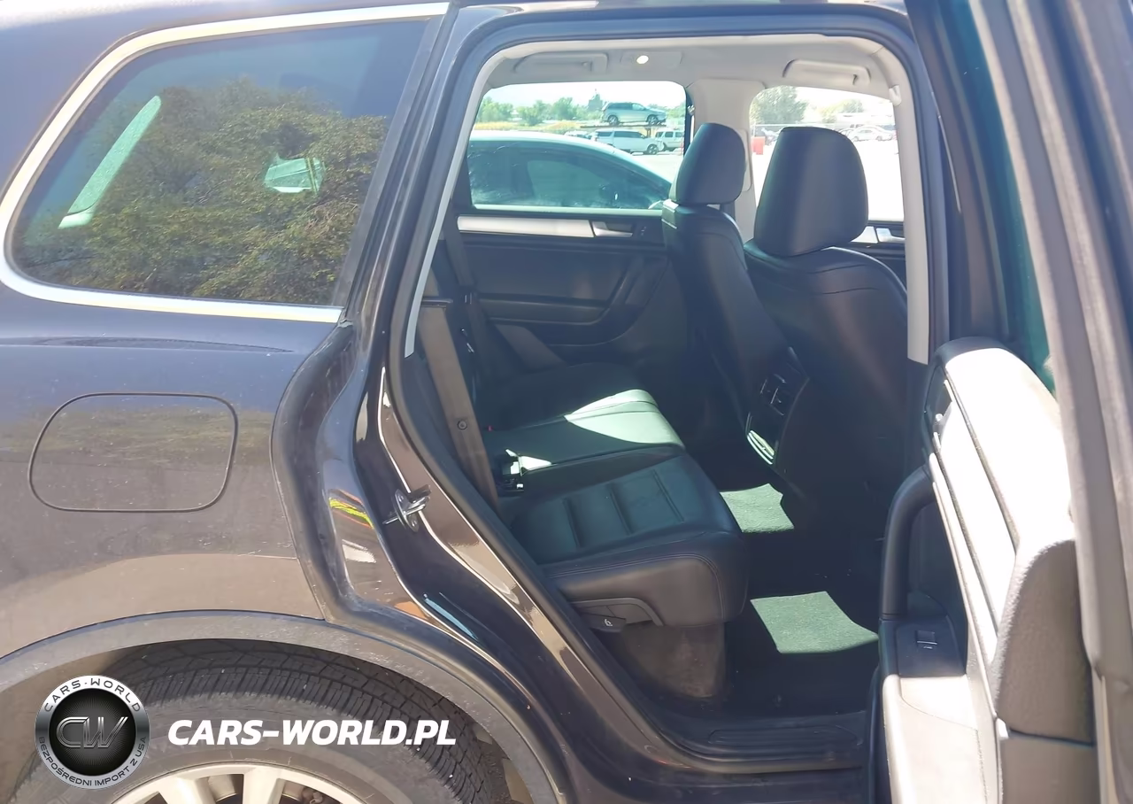 2013 Volkswagen Touareg Vr6 Sport VIN:WVGEF9BP8DD002298 - 8