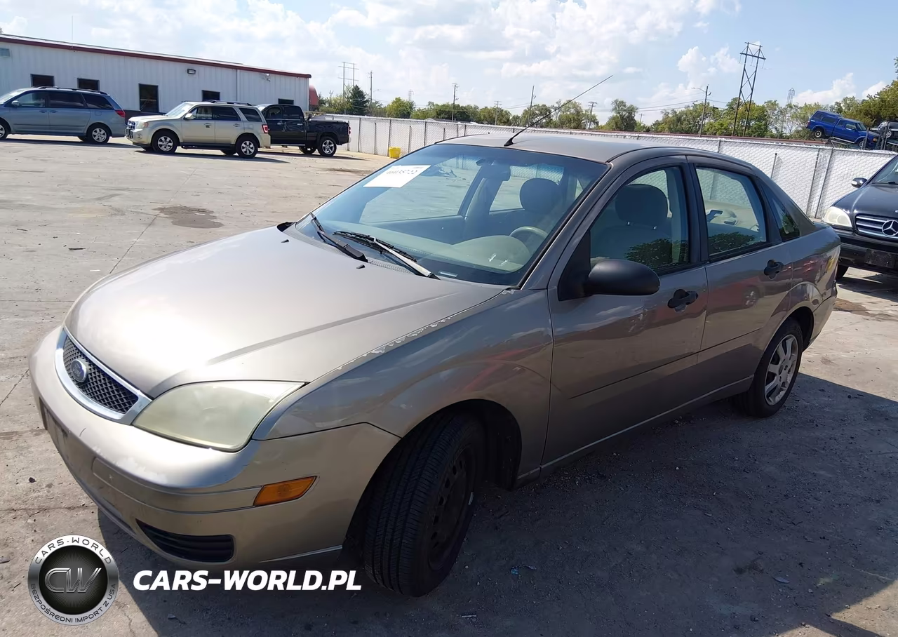 2005 Ford Focus VIN:1FAPP34N05W197937 - 2