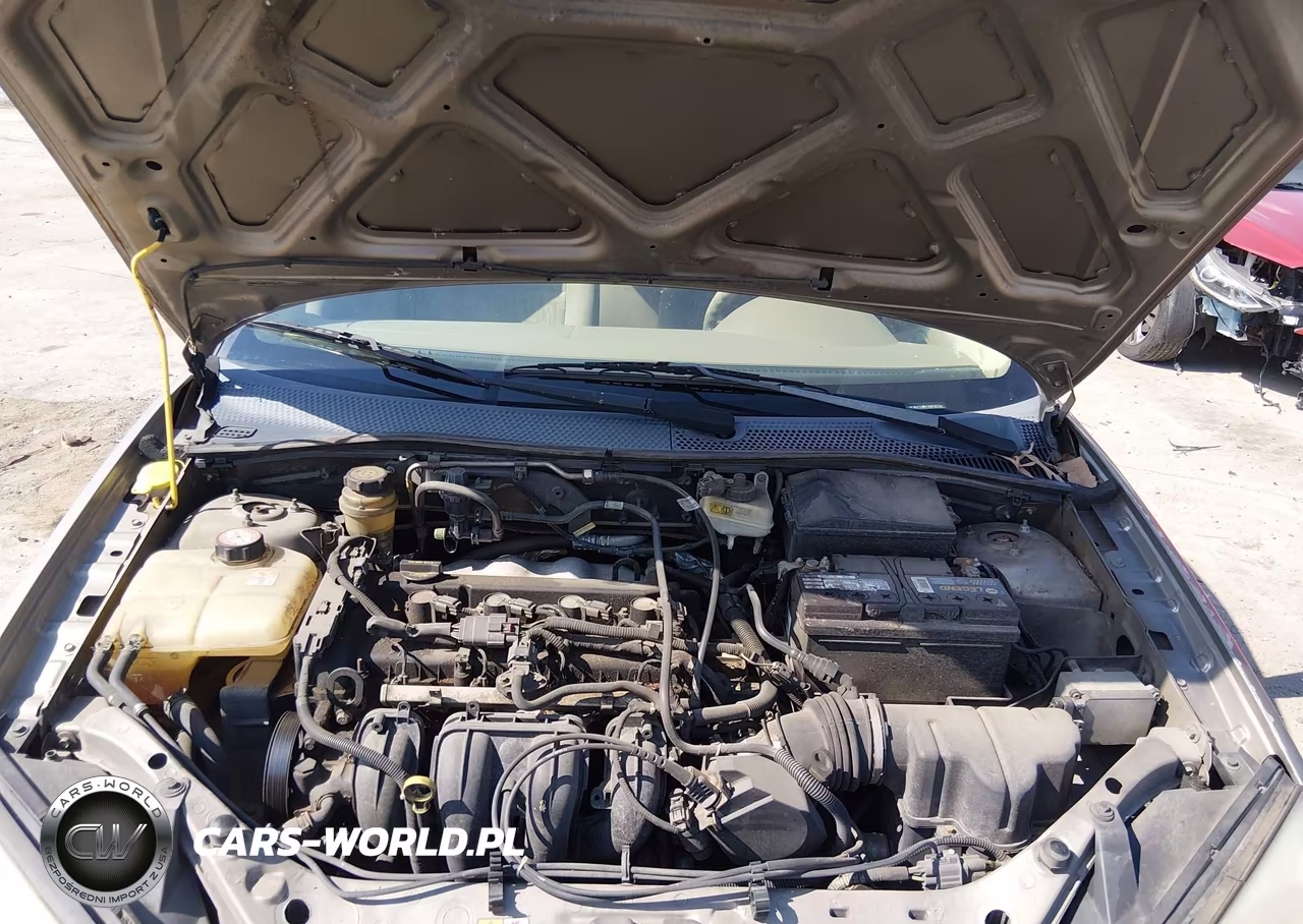 2005 Ford Focus VIN:1FAPP34N05W197937 - 8