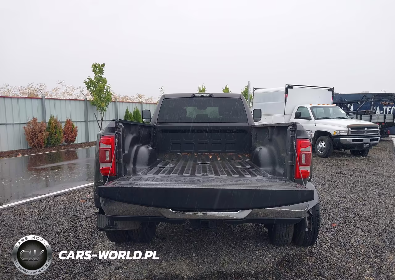 2019 Ram 3500 Big Horn 4X4 8' Box VIN:3C63RRHL2KG704731 - 12
