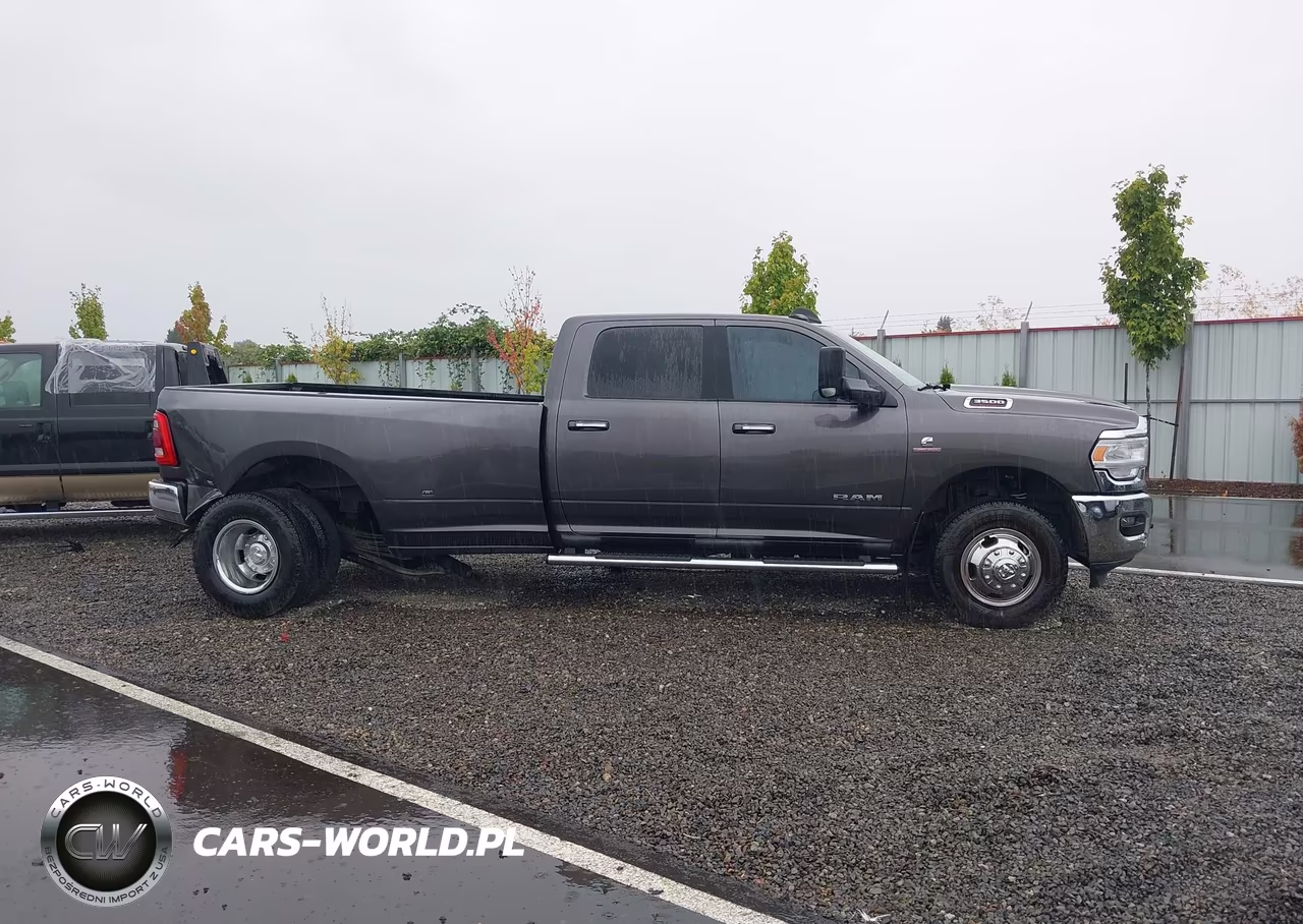 2019 Ram 3500 Big Horn 4X4 8' Box VIN:3C63RRHL2KG704731 - 16