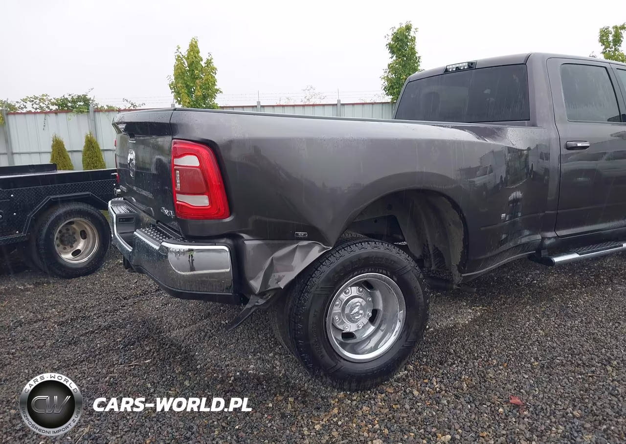 2019 Ram 3500 Big Horn 4X4 8' Box VIN:3C63RRHL2KG704731 - 19