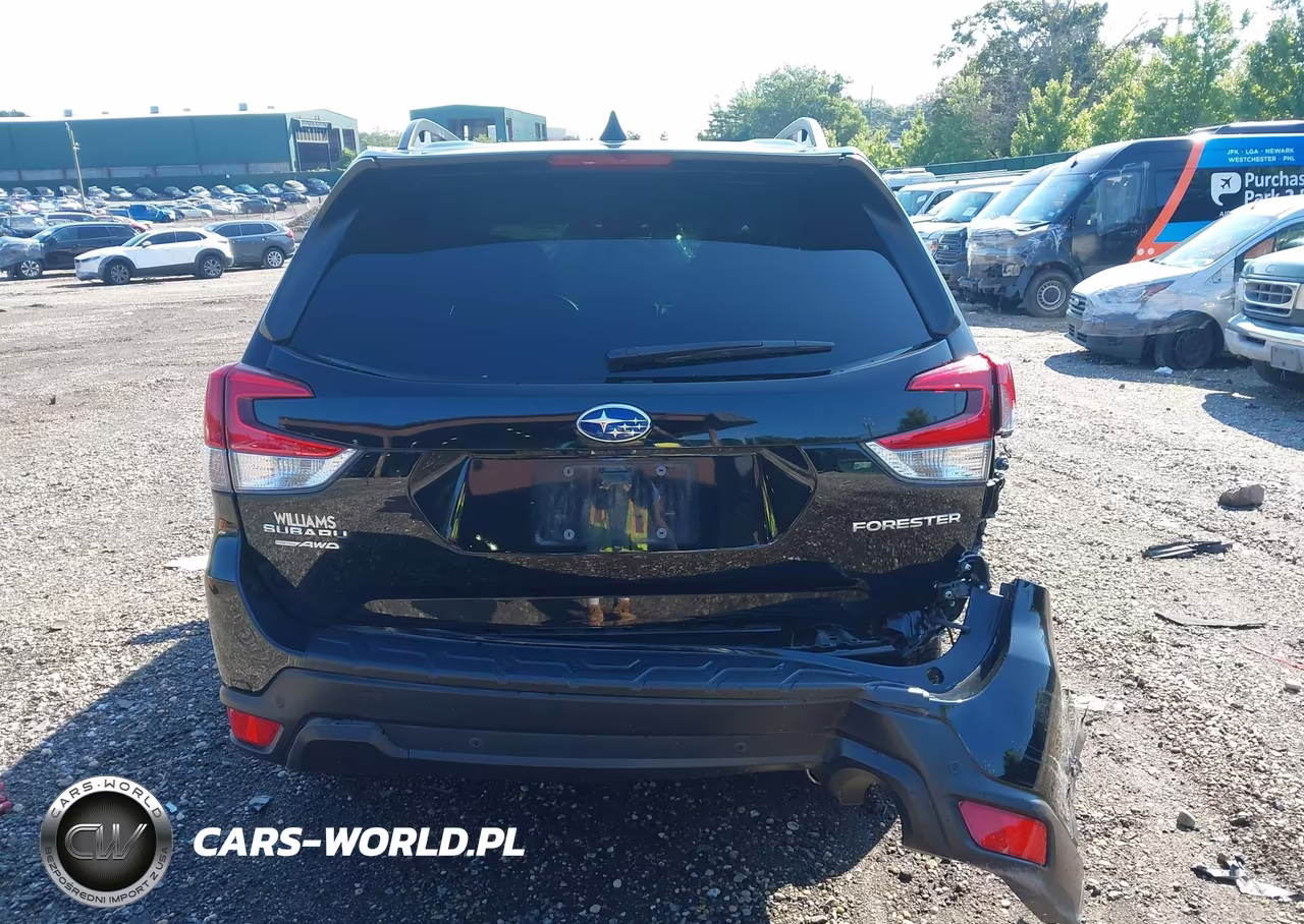2023 Subaru Forester Limited VIN:JF2SKAPC3PH468147 - 16