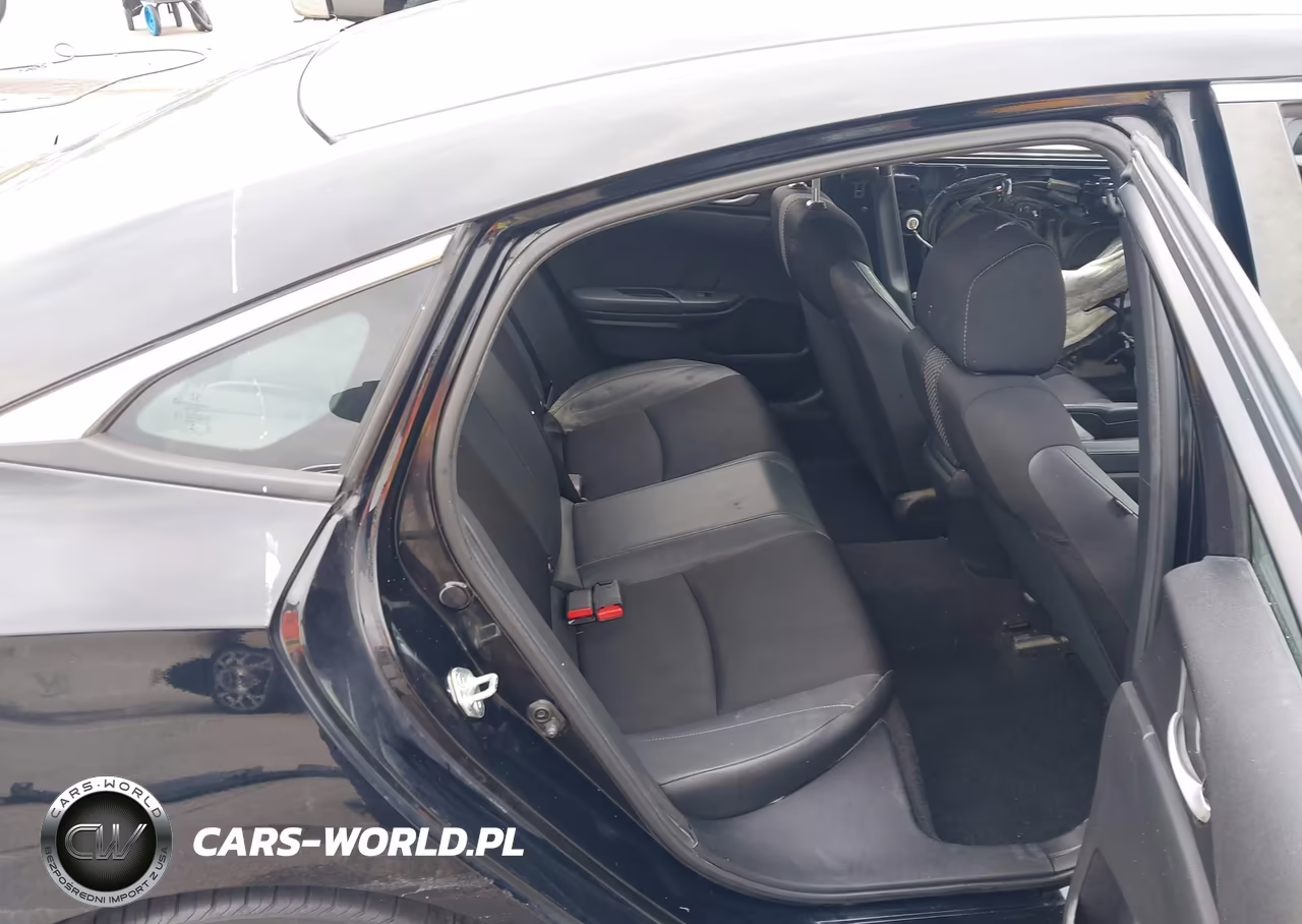 2021 Honda Civic Sport VIN:19XFC2F88ME002358 - 8