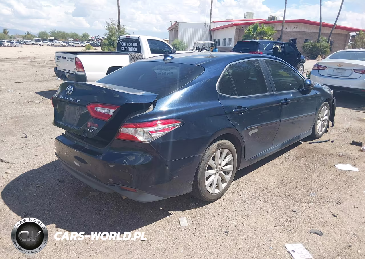 2020 Toyota Camry Le VIN:4T1C11AK1LU943071 - 4