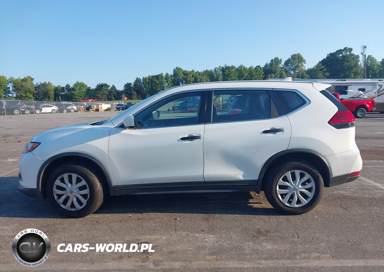 2017 Nissan Rogue S VIN:KNMAT2MV1HP576891 - 14
