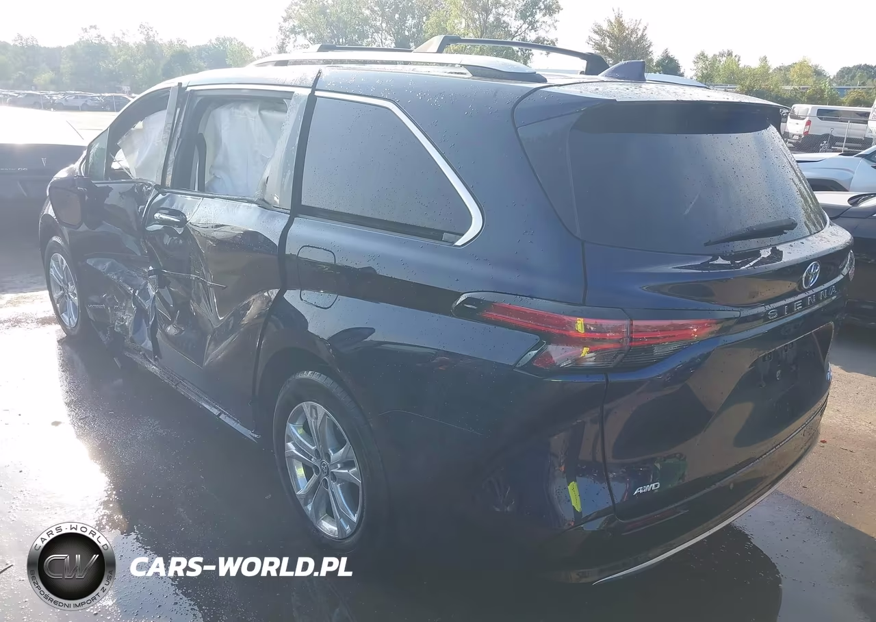 2021 Toyota Sienna Platinum VIN:5TDESKFCXMS014746 - 3