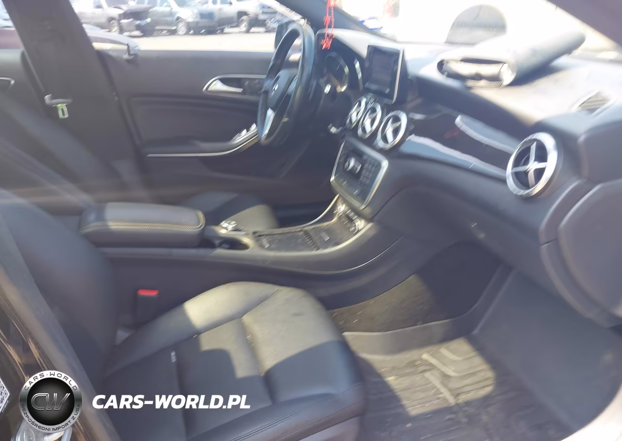 2014 Mercedes-Benz Cla 250 VIN:WDDSJ4EB3EN060913 - 5