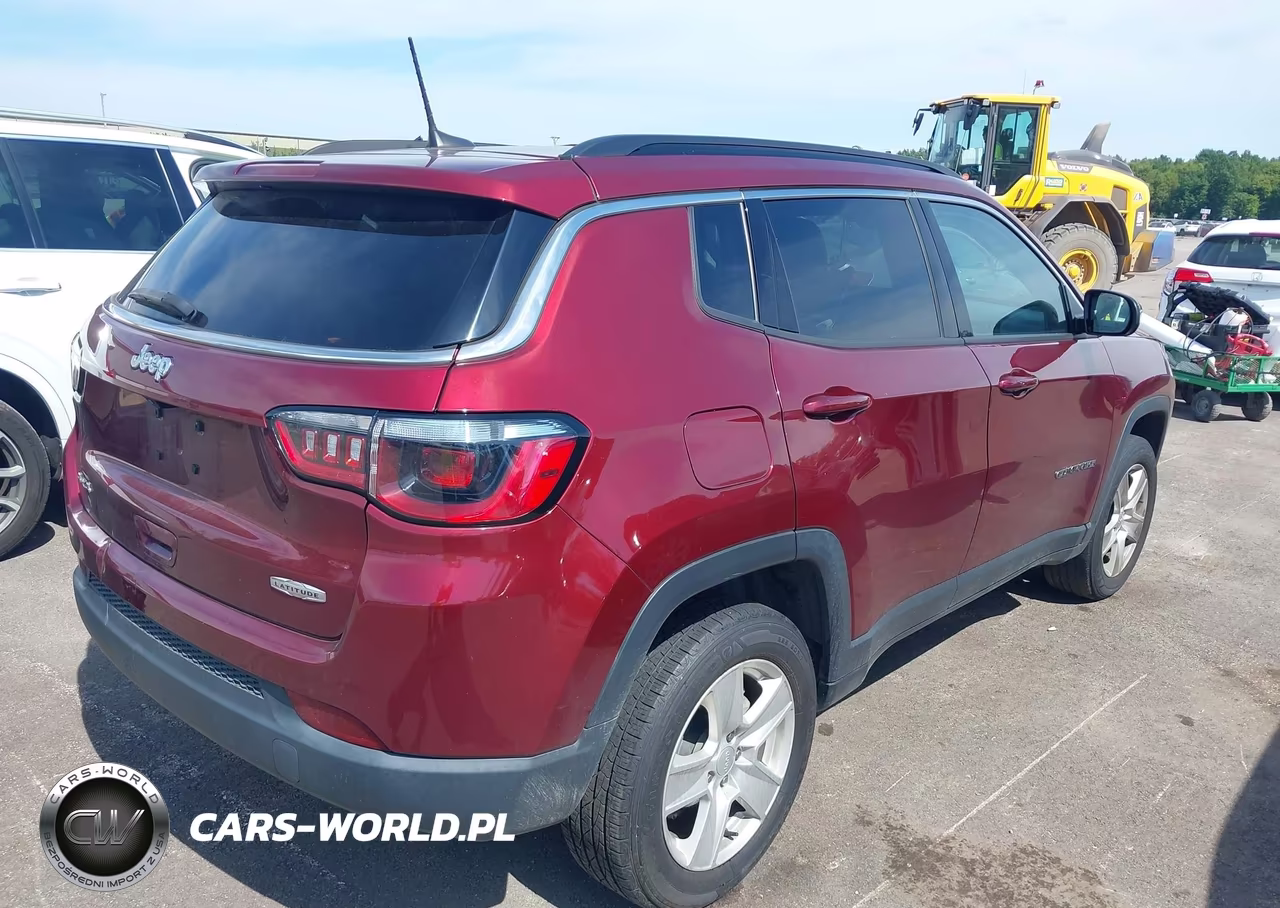 2022 Jeep Compass Latitude 4X4 VIN:3C4NJDBB3NT133497 - 4