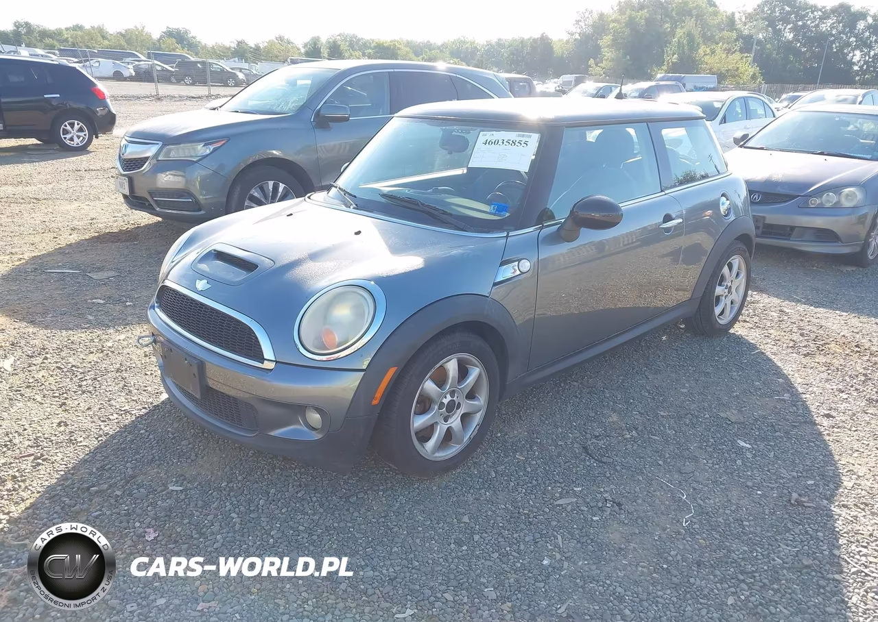 2008 Mini Cooper S VIN:WMWMF73548TT88776 - 2