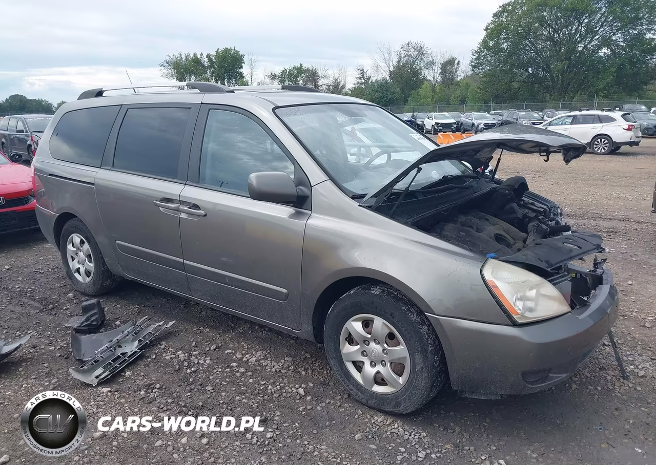 2010 Kia Sedona Lx
