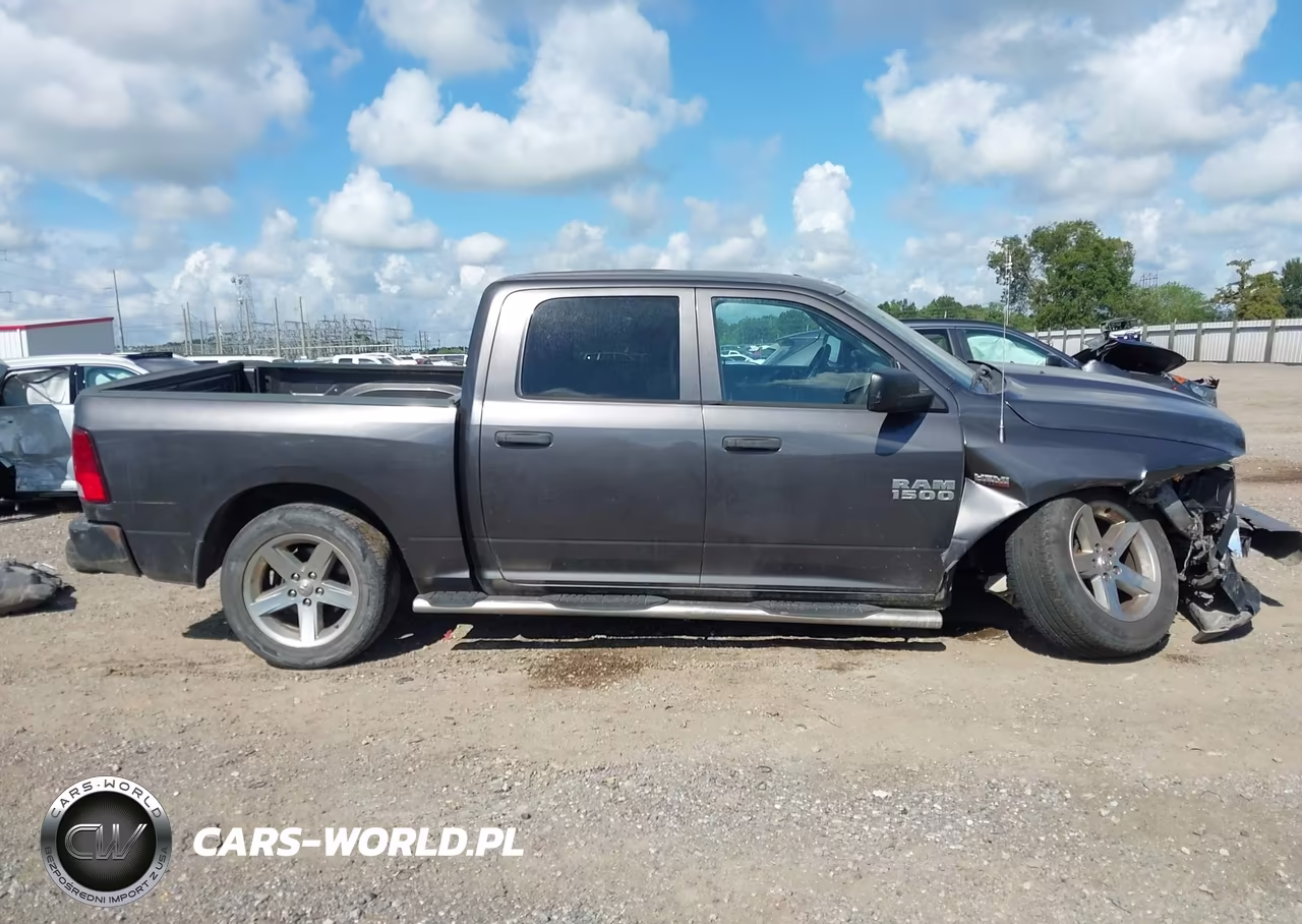 2017 Ram 1500 Express 4X2 5'7 Box VIN:3C6RR6KT3HG592175 - 14