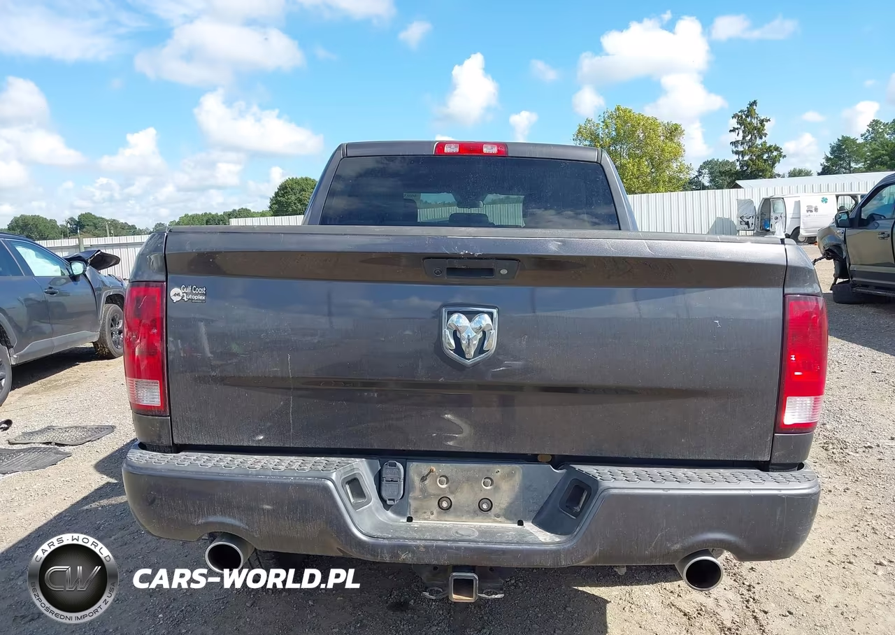2017 Ram 1500 Express 4X2 5'7 Box VIN:3C6RR6KT3HG592175 - 17