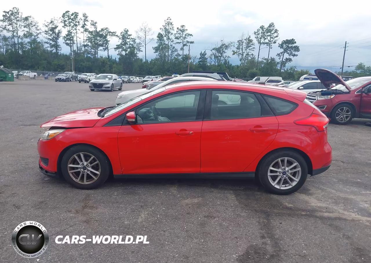 2017 Ford Focus Se VIN:1FADP3K23HL286343 - 14