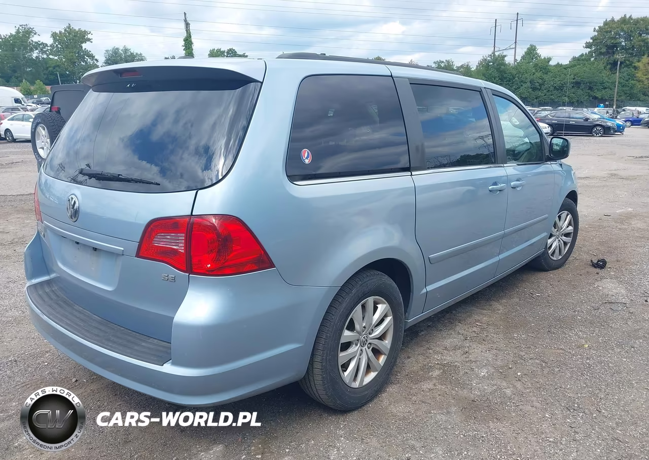 2012 Volkswagen Routan Se VIN:2C4RVABG7CR393790 - 4