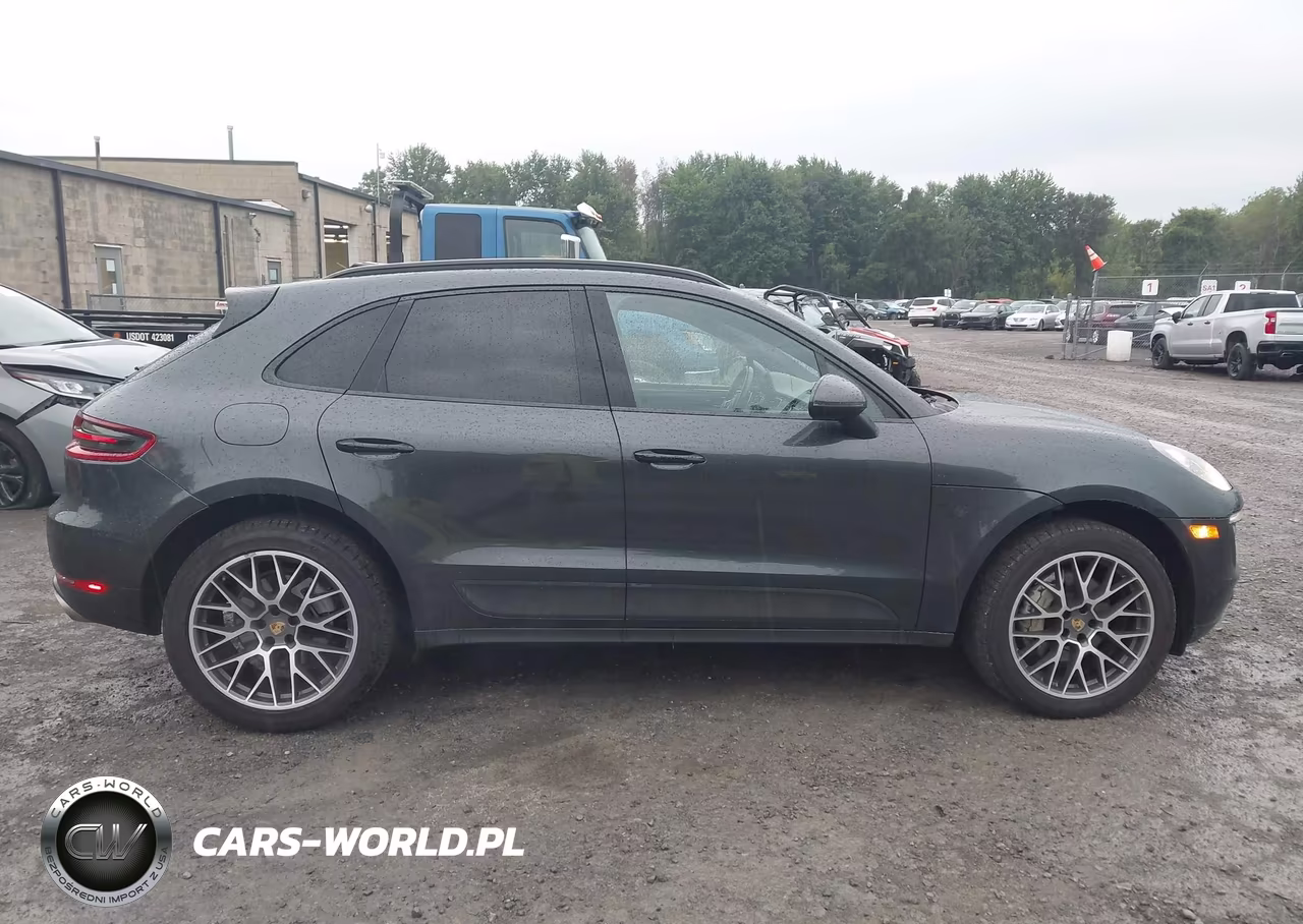 2017 Porsche Macan S VIN:WP1AB2A56HLB11794 - 13