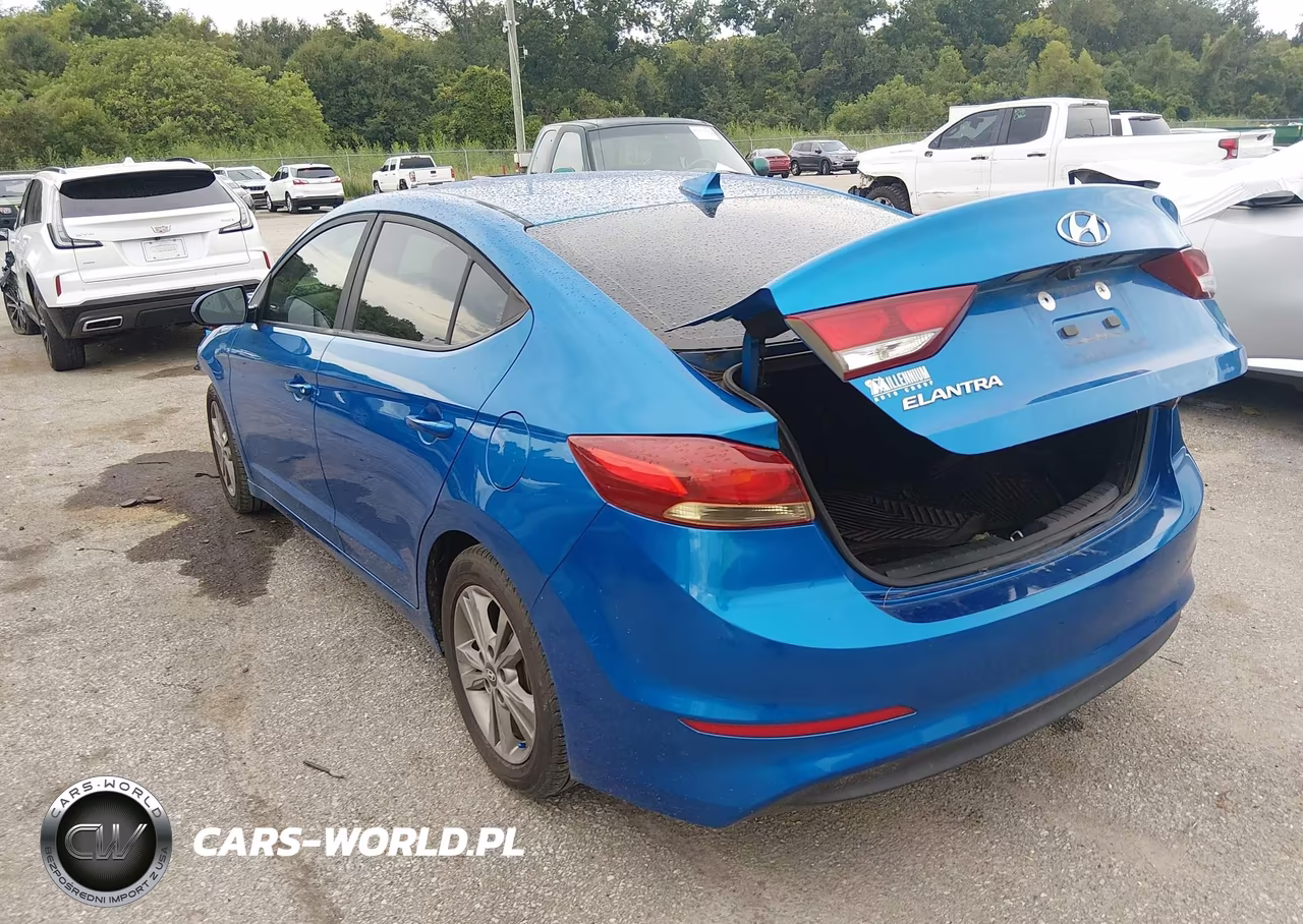 2018 Hyundai Elantra Sel VIN:5NPD84LF4JH355887 - 3