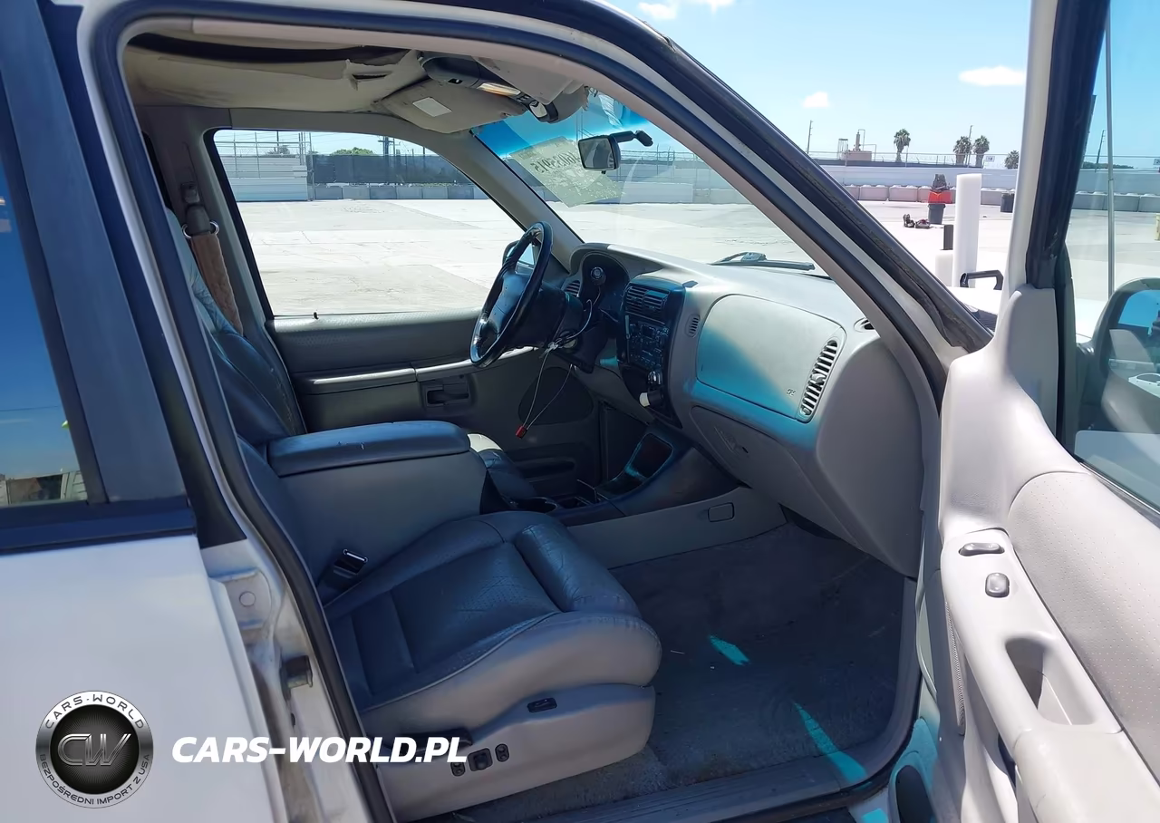 1996 Ford Explorer VIN:1FMDU32X1TUA71654 - 5
