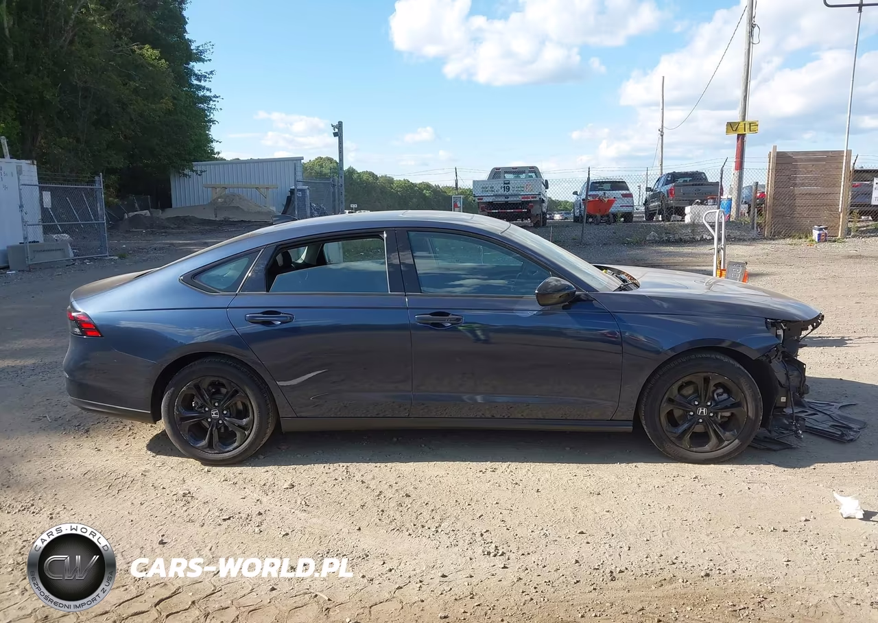 2025 Honda Accord Se VIN:1HGCY1F4XSA007364 - 14