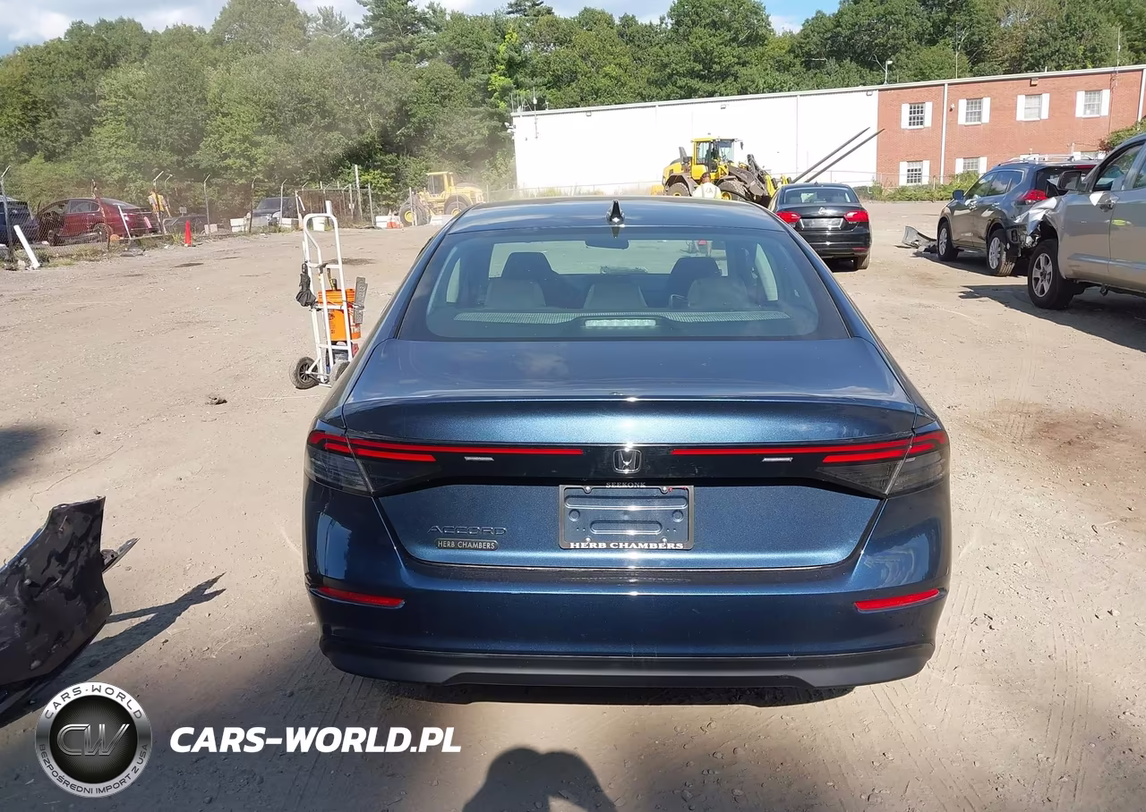 2025 Honda Accord Se VIN:1HGCY1F4XSA007364 - 17