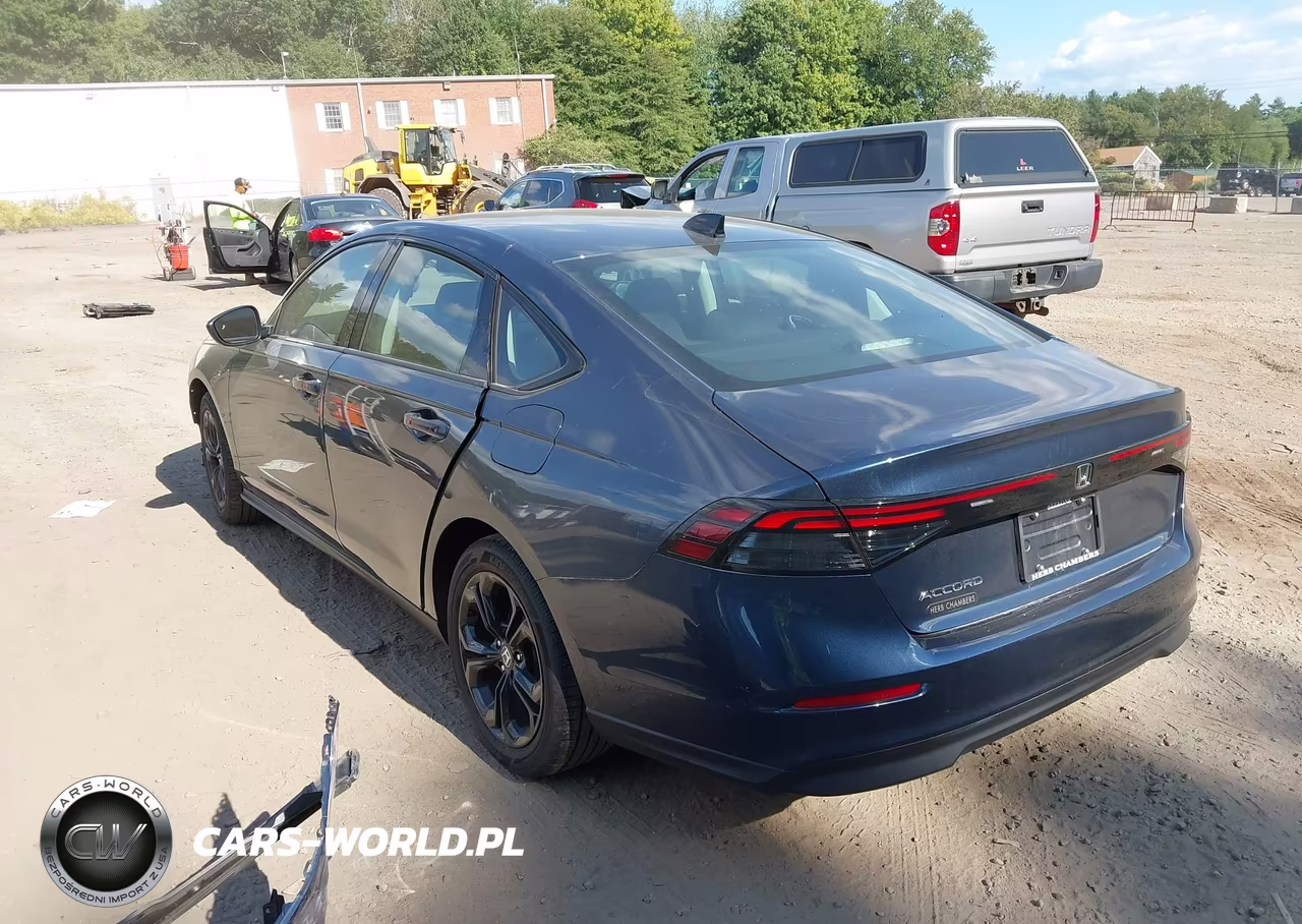 2025 Honda Accord Se VIN:1HGCY1F4XSA007364 - 3