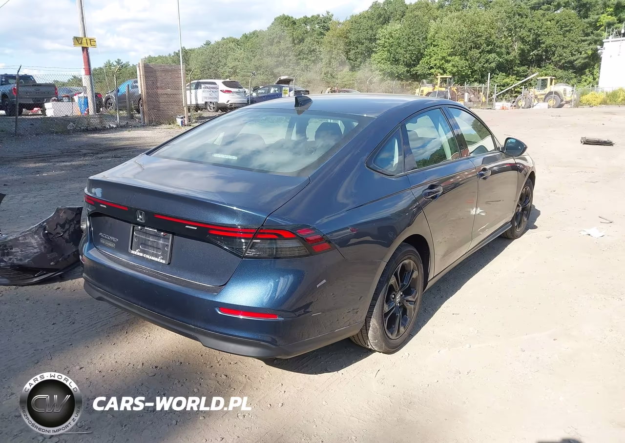 2025 Honda Accord Se VIN:1HGCY1F4XSA007364 - 4