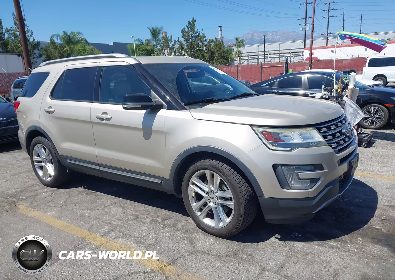 2017 Ford Explorer Xlt VIN:1FM5K7D85HGC21696 - 1
