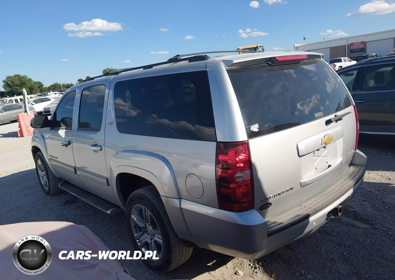 2013 Chevrolet Suburban 1500 Lt VIN:1GNSKJE72DR330942 - 14