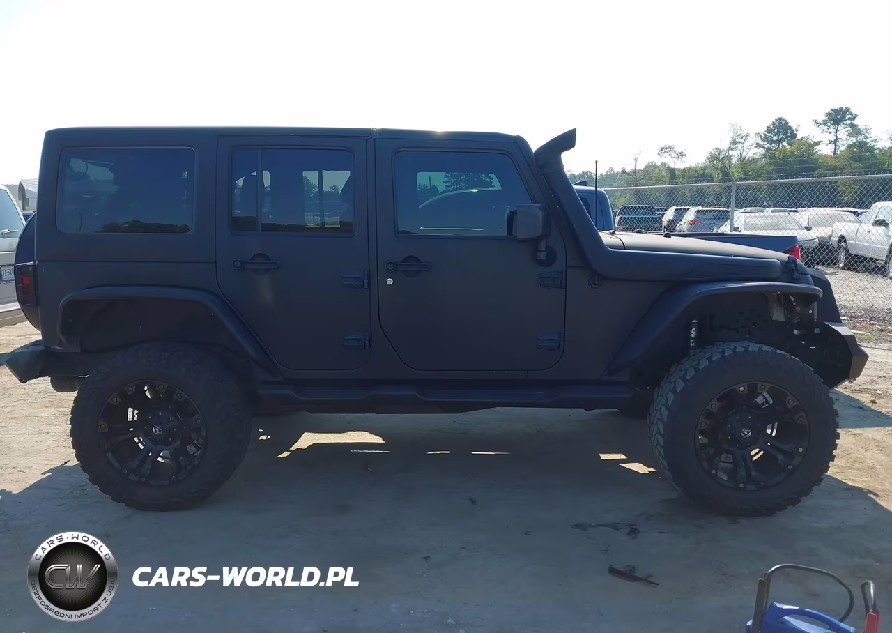2012 Jeep Wrangler Unlimited Sahara VIN:1C4BJWEG8CL169393 - 13