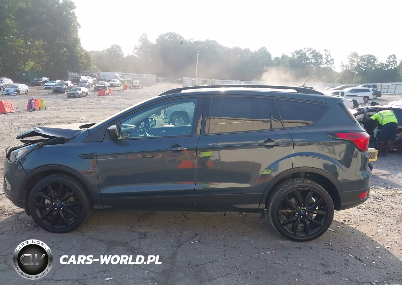 2019 Ford Escape Se VIN:1FMCU9GD4KUB09616 - 14